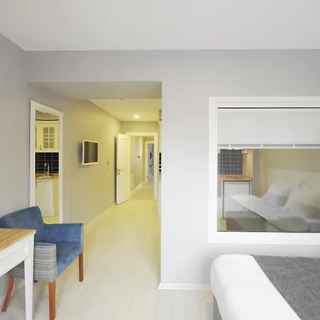Lejlighedshotel Ada 4*