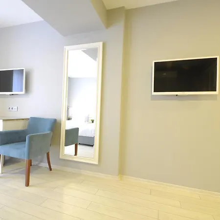 Ada Aparthotel 3*