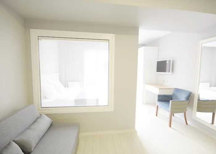 Ada Апарт-отель 4*